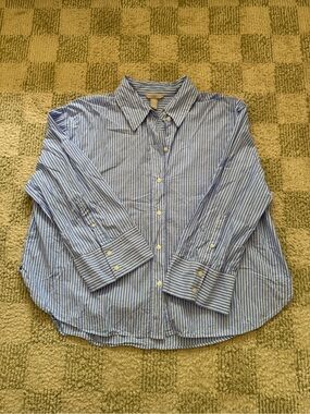 H&M Blue and White Striped Button-Down Shirt